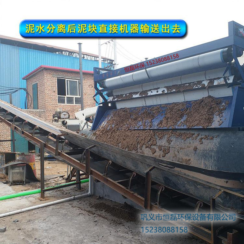 扶余市砂場(chǎng)泥漿壓濾機(jī)生產(chǎn)現(xiàn)場(chǎng)